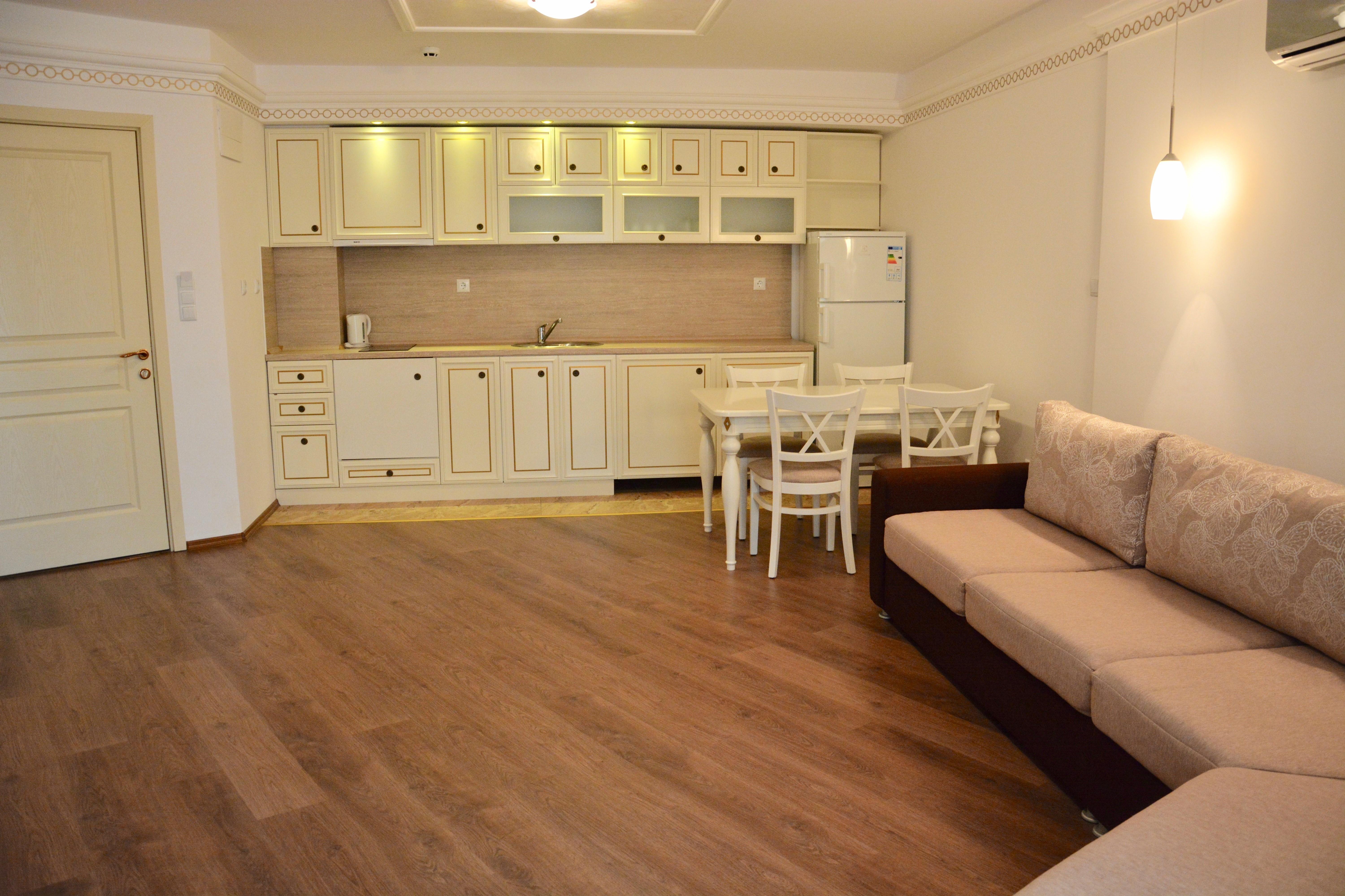 Apart Otel Golden Rainbow Sunny Beach